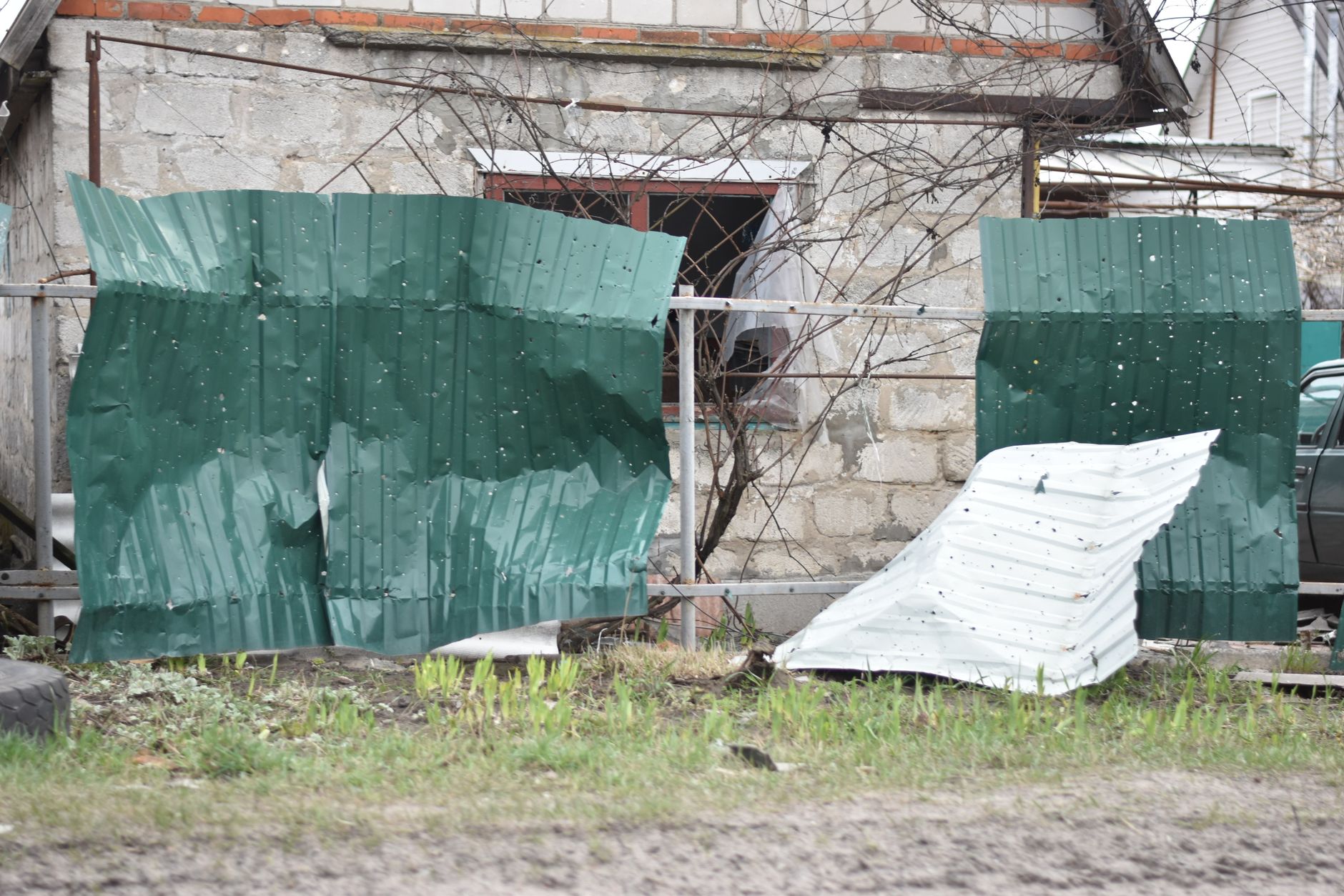 Do You Need a Permit to Install a Fence in New Orleans?